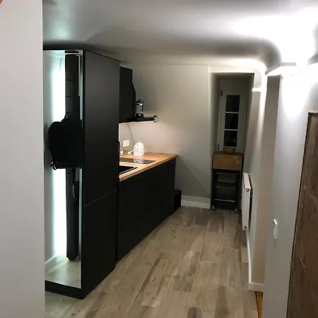 Doma Square Penthouse, In The Heart Of Old Town דירה *